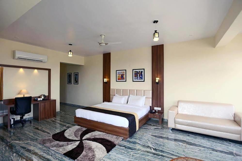 ホテルMewargarh Udaipur By Red Lion S エクステリア 写真